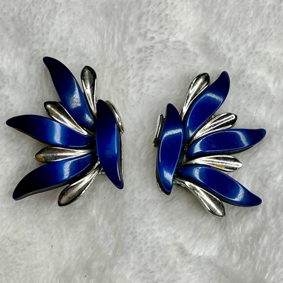 Vintage Claudette blue Enamel & Silver Tone Clip-On Earrings - Picture 1 of 3